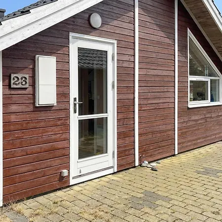 3 Bedroom Lovely In * Hejls