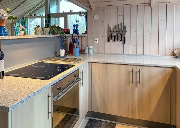 3 Bedroom Lovely In Hejls